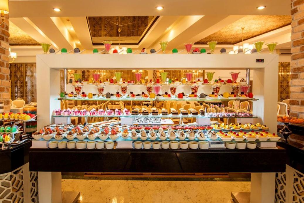 Vuni Palace Luxury Resort & Beach & Casino Kyrenia  Bagian luar foto