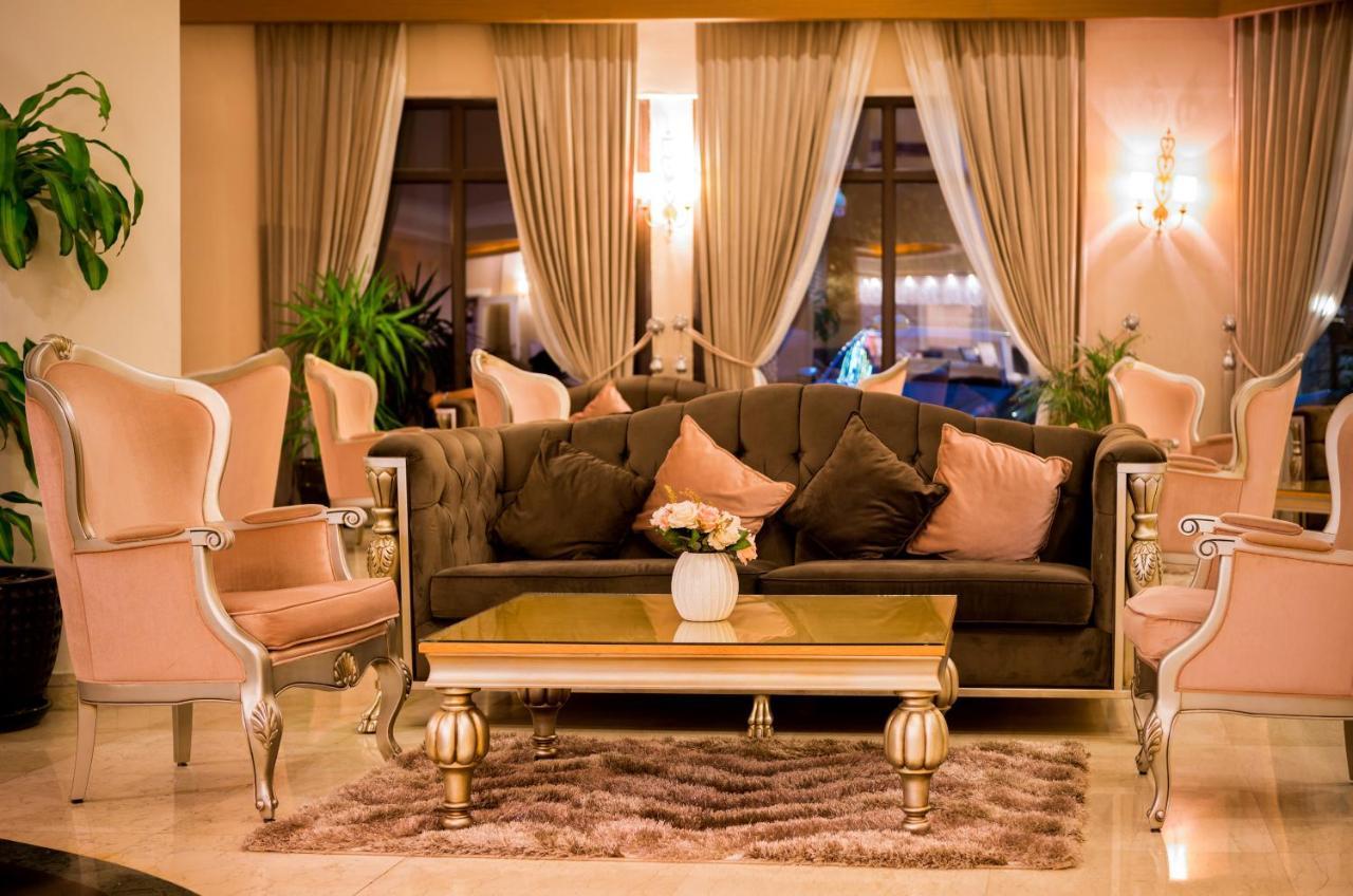 Vuni Palace Luxury Resort & Beach & Casino Kyrenia  Bagian luar foto