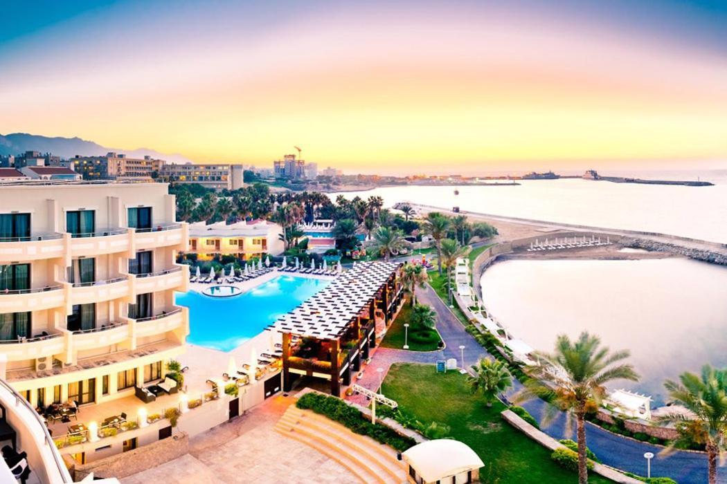 Vuni Palace Luxury Resort & Beach & Casino Kyrenia  Bagian luar foto